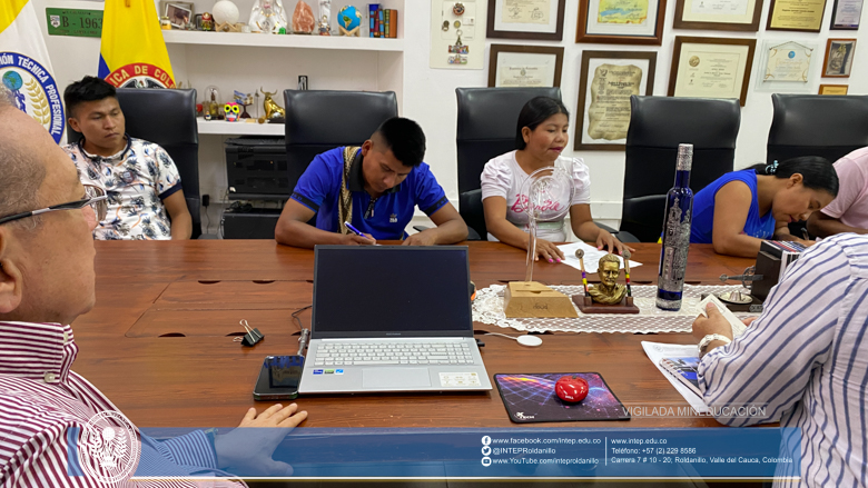 Entrega de Subsidios por parte del Rector del INTEP