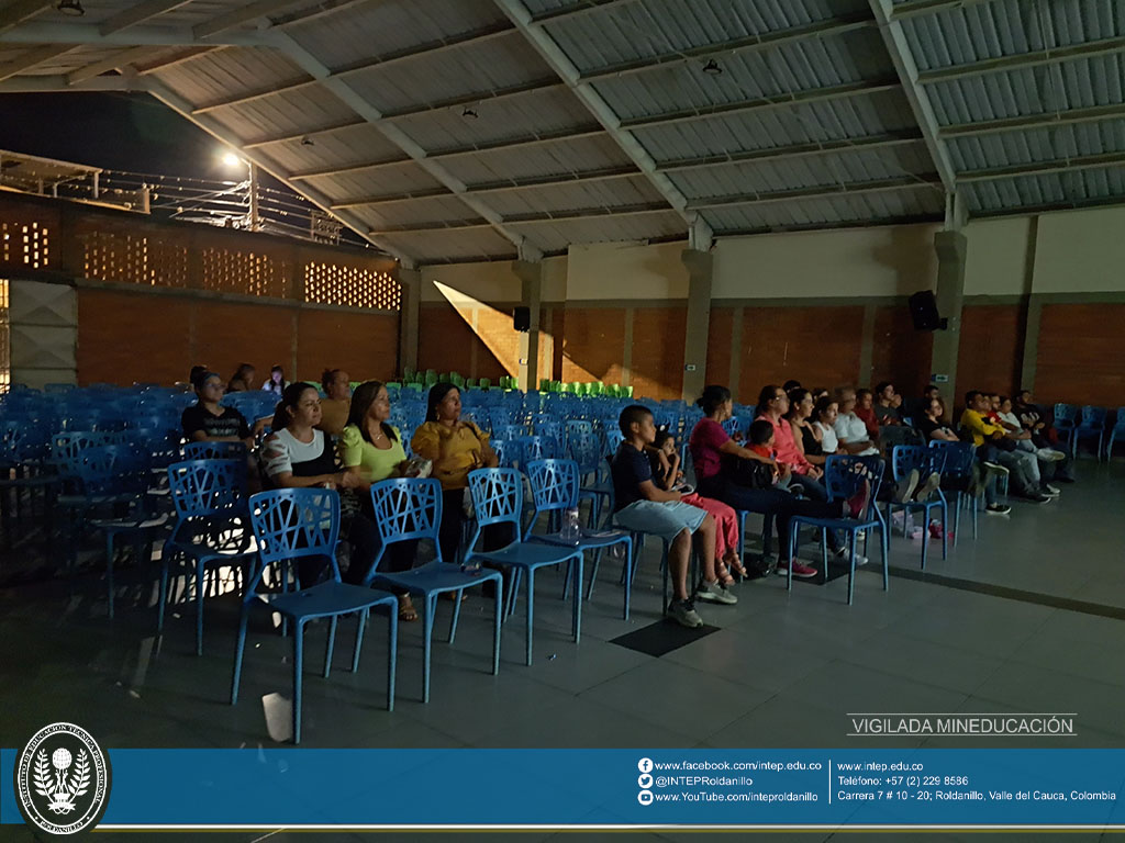 CINE FORO INTEP/PELÍCULA INTENSA MENTE 2