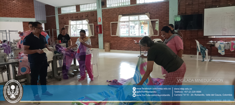 Taller de manejo de Máquinas Planas y Ensamble de Prendas