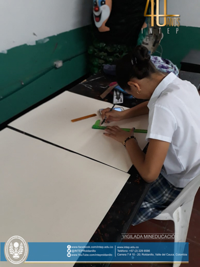 Proyecto Social -  Taller en Letras en Estuco, Máscara de yeso y Papel Mache