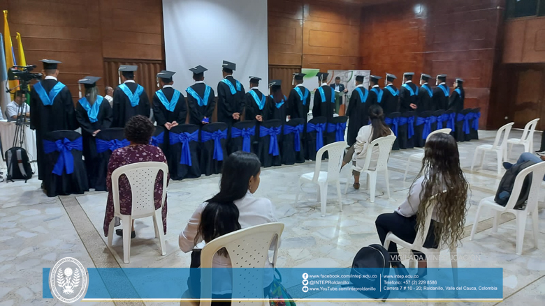 Ceremonia de Graduación Desmovilizados