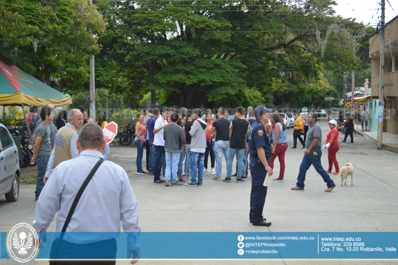 Simulacro de Evacuación en el INTEP