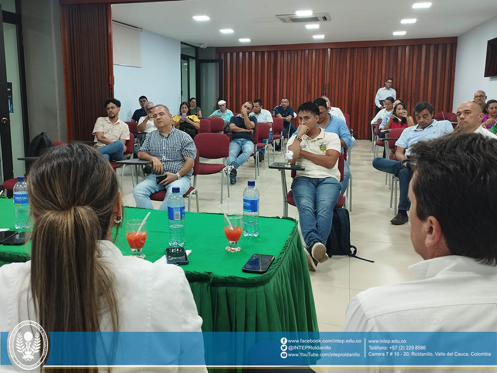 Reunión de Empresarios del Norte del Valle con la U. La Gran Colombia seccional Armenia y el INTEP