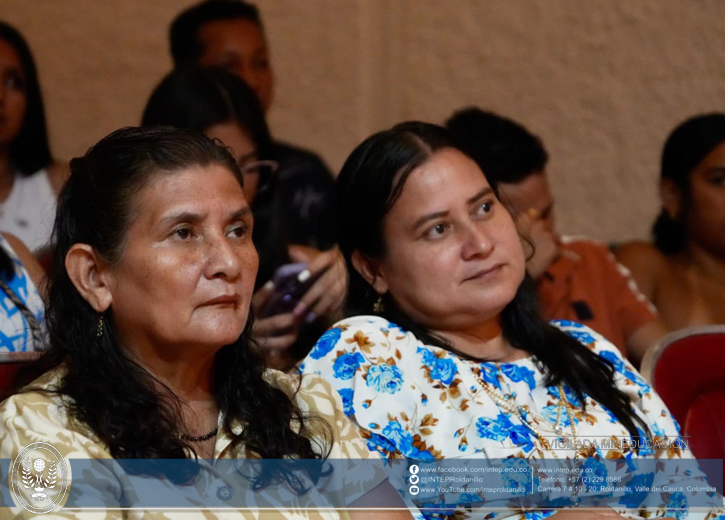 En el Valle del Cauca 102 jóvenes se graduaron de bachilleres y de técnicos profesionales