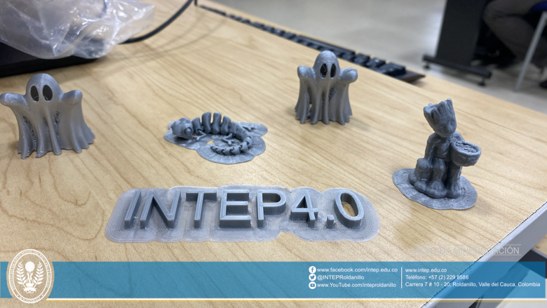 Capacitación Impresora, Scaner, Software de Diseño 3D y Pantalla Interactiva - Industrias 4.0
