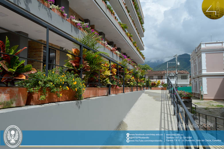 Edificio Nuevo Bloque Académico Interno